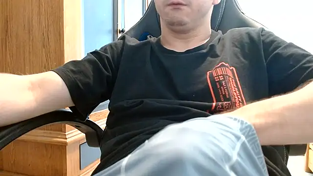 cuteboy00900: διαδικτυακό σόου στην κάμερα