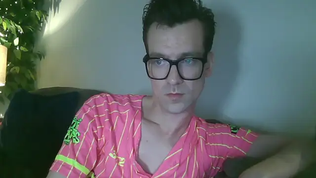 Вебкам-шоу imtylertucker