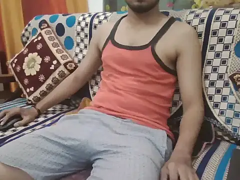 Pokazy przed kamerką – Ayush_sexyy08