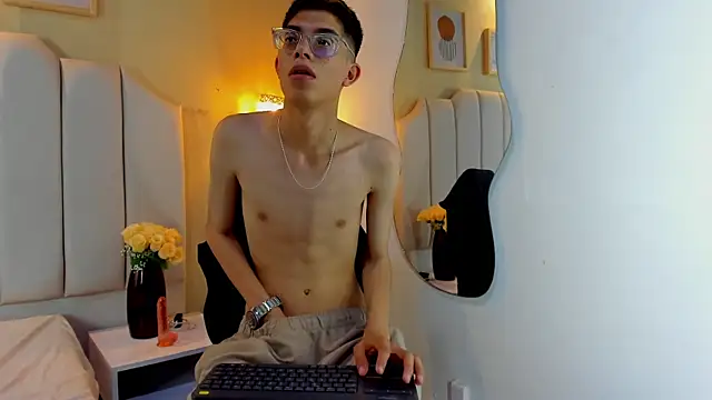 LianFerrer1 Webcam show