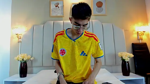 LianFerrer1 webcam show