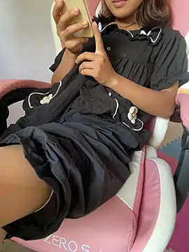 CinCin69 网络视讯表演