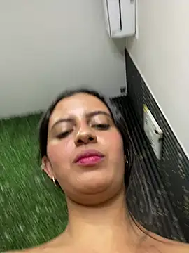 IsabellaRous_Oficiall – Kamerová šou