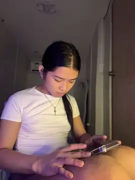 hugecock_molly Webcam-Show