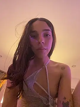 nikkydoll's Webcam Show