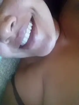 Biah2on Webbikameraesitys