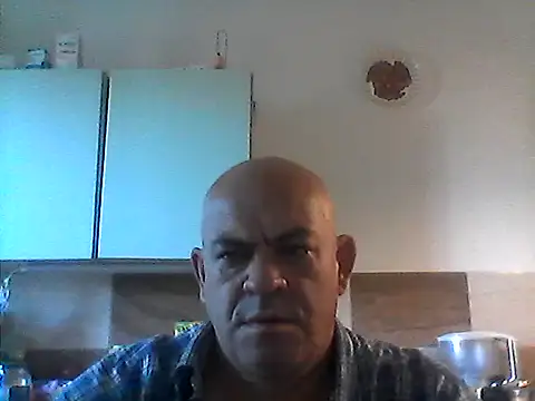 jolmasz31 – webcam-show