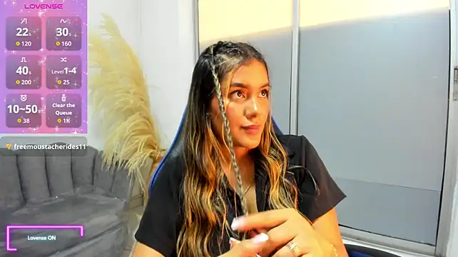 Show Webcam de SophieWatsonn_