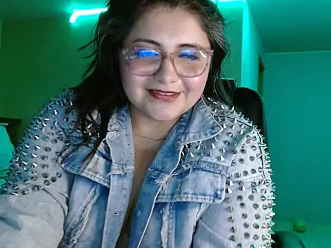 Mafe_Taylor XXX чат на живо