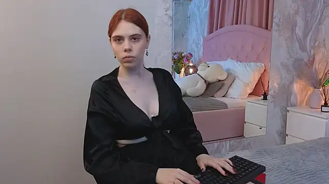 MiraMuir Live XXX-chat
