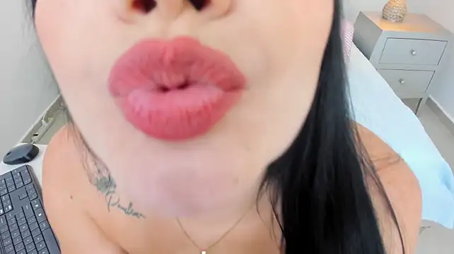 _Vanellope1 Chat XXX live
