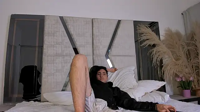 GabyMaru_'s Webcam Show