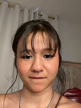 ivi_sunnyn Live XXX chat