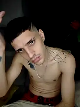 Webkamerová show MaxHornyLatin