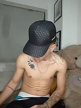 Show webcam de MaxHornyLatin