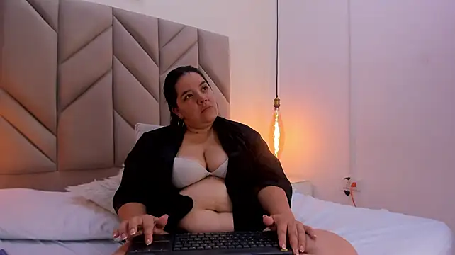AbbySttonnen Webbikameraesitys