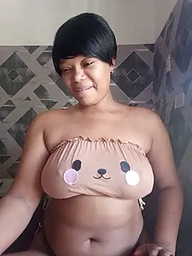 travieza769's Webcam Show