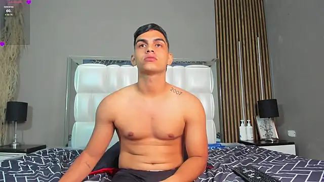 MAX_21Y webkamerás műsora