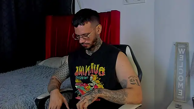 gerrard_white's Webcam Show