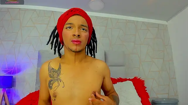 Show modela Lucas_jones na web-kameri