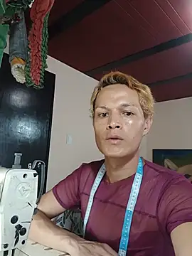Pertunjukan Kamera Web Paulina_Noir