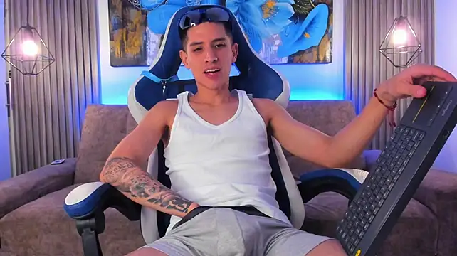 Steven_21Cm Show Webcam