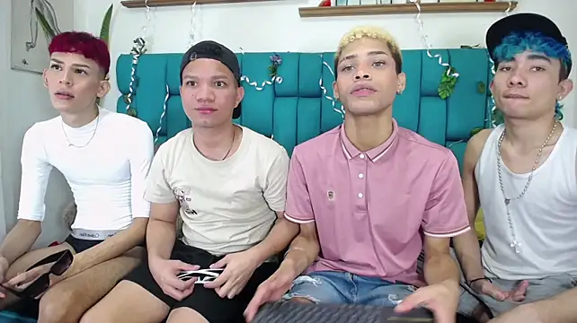 Dirty3someGuys Webcam Show