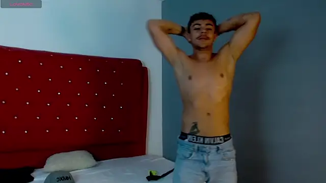 shelby_col Webcam show