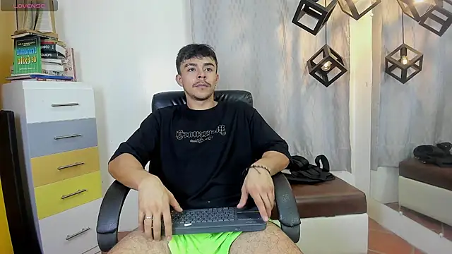Show de shelby_col na webcam