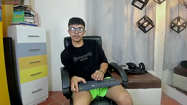 shelby_col Webcamshow