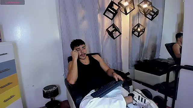 shelby_col's Webcam Show