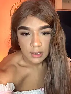 Show modela KarinaGirando na web-kameri