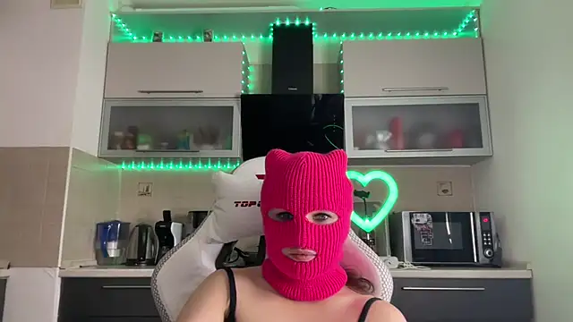 Nike_burn Chat XXX in diretta