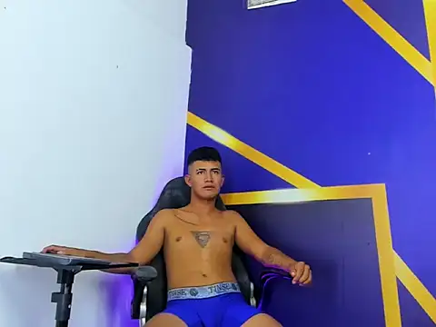 Вебкам-шоу NIO_KLOUDS_
