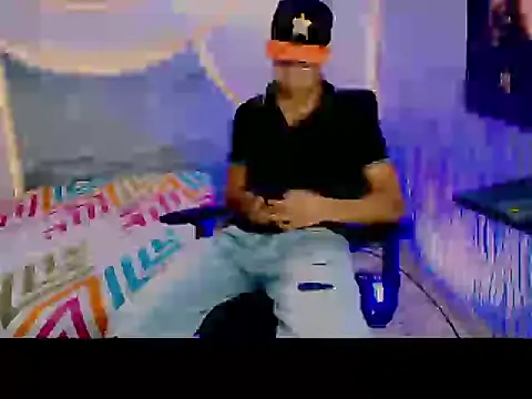 NIO_KLOUDS_ 网络视讯表演