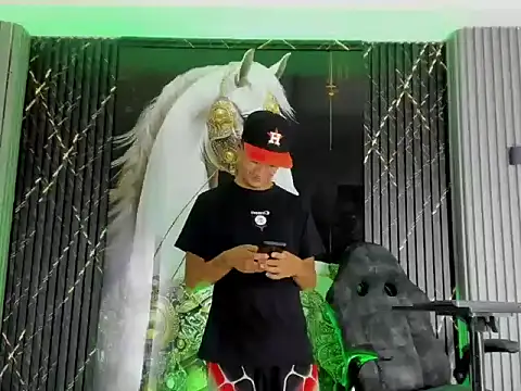 NIO_KLOUDS_'s Webcam Show