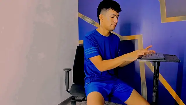 NIO_KLOUDS_ Webcam Show