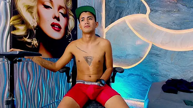 NIO_KLOUDS_'s Webcam Show