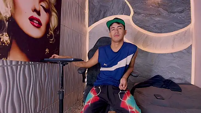 Show de webcam de NIO_KLOUDS_