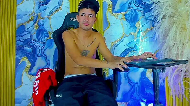 Show de NIO_KLOUDS_ na webcam