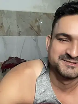 hunkboy09 Show Webcam