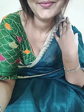 แชท XXX สดของ saijal_rao