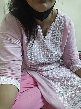 Chat XXX en directo de saijal_rao