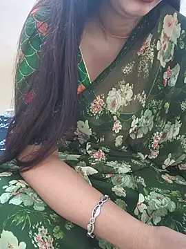 XXX chat uživo modela saijal_rao