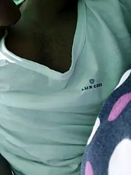 bong_boy_06's Webcam Show