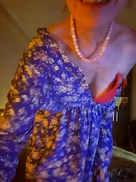 pure_elena – Kamerová šou