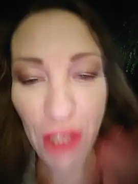 XXX chat uživo modela pure_elena