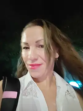 Chat XXX en directo de pure_elena