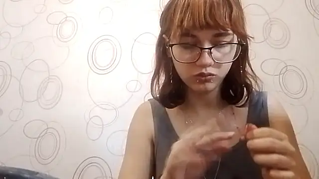 Mialivia's Webcam Show