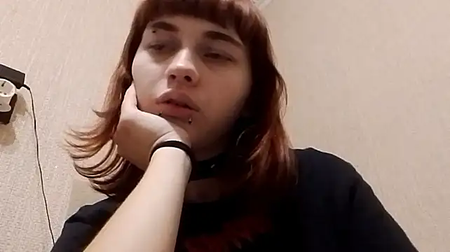 Mialivia's Webcam Show